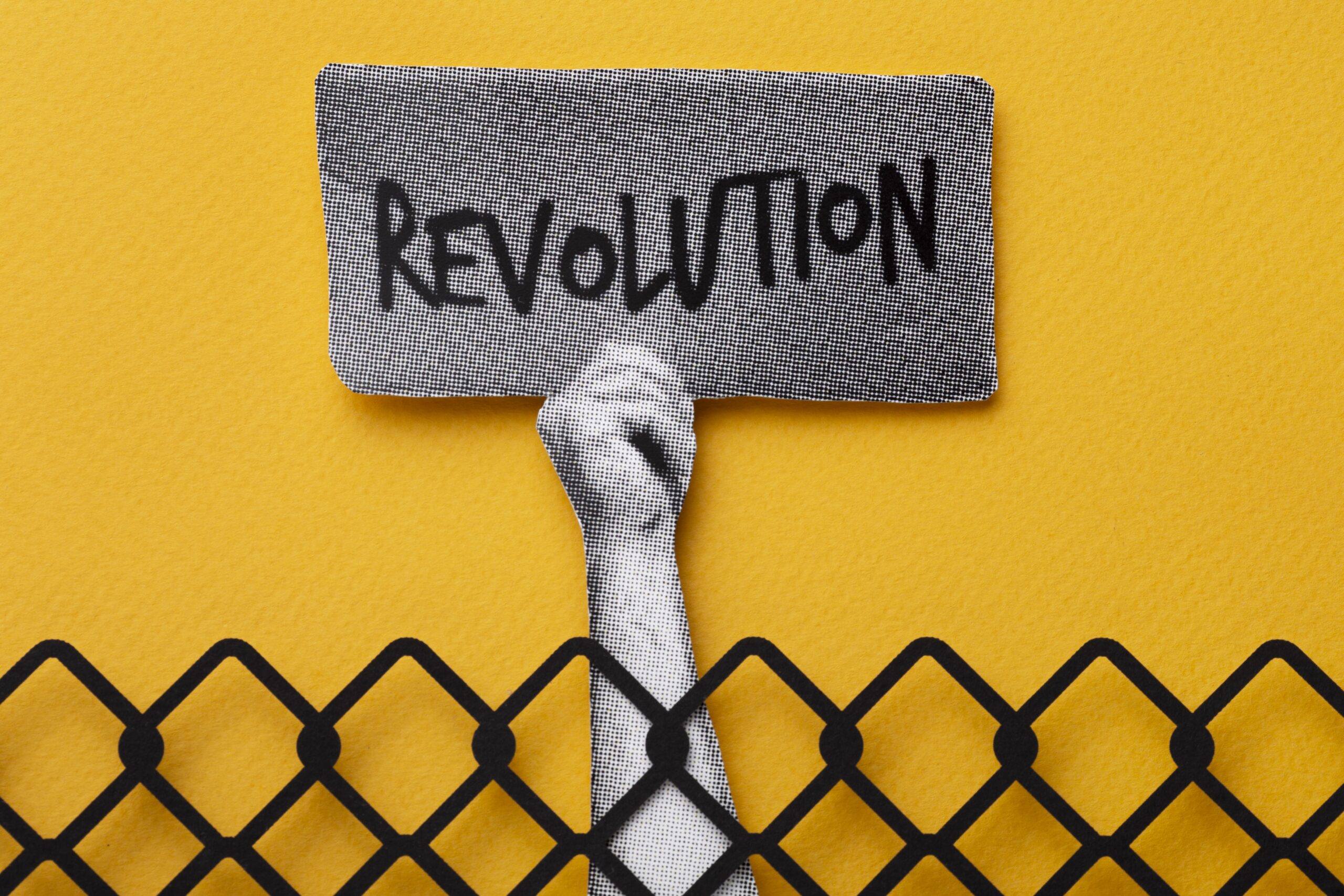 revolution-still-life-design